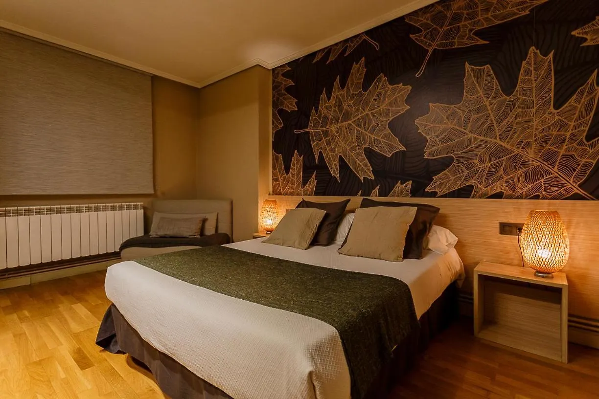 Hostal Rodas Pamplona Guest house