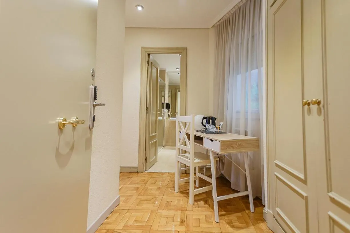 Hostal Rodas Pamplona Spain
